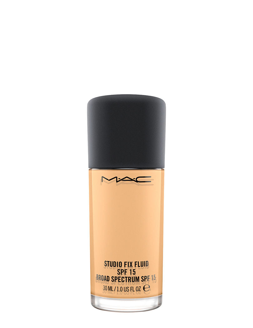 M.A.C Studio Fix Fluid SPF 15 - NC40